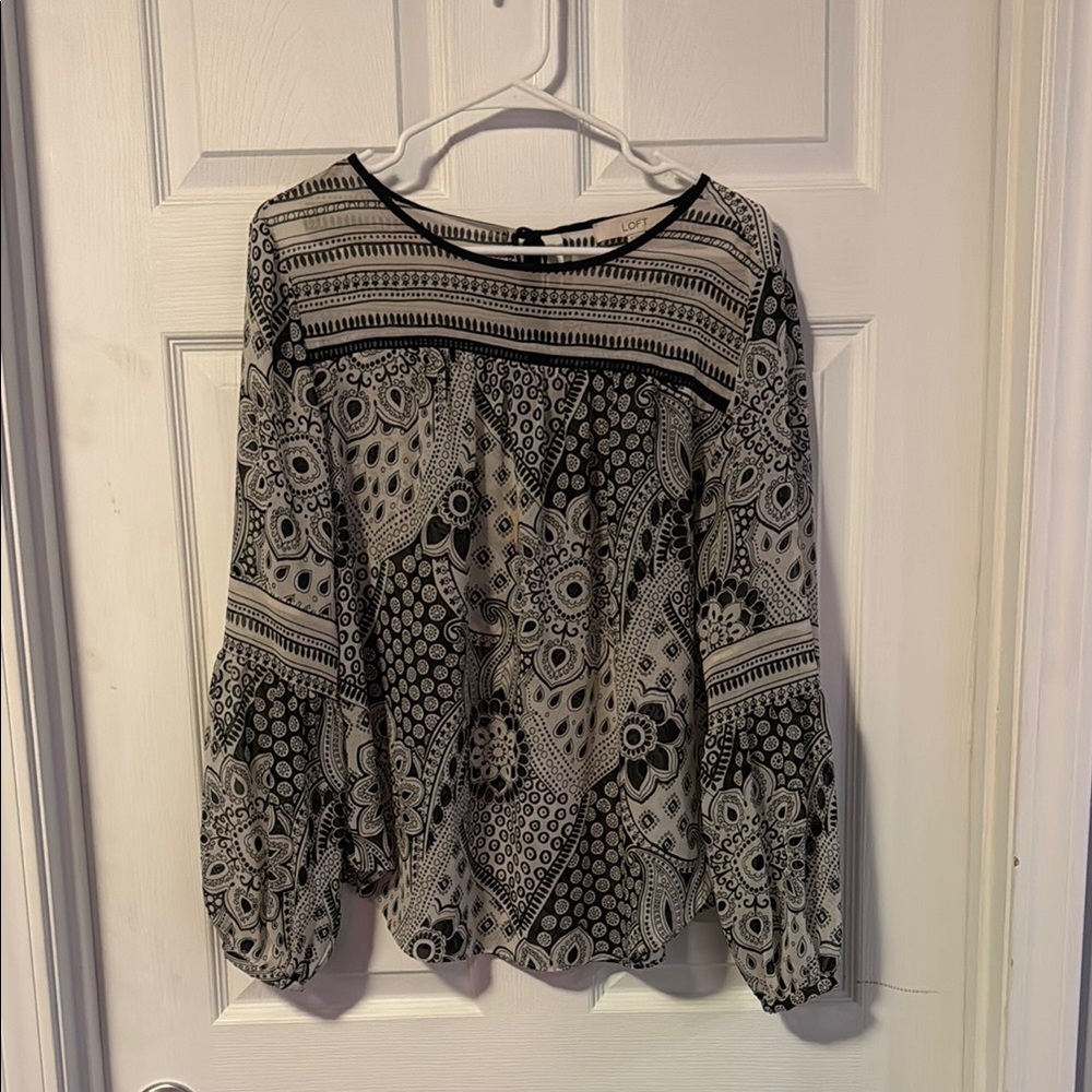 LOFT Black Graphic Long Sleeve Blouse